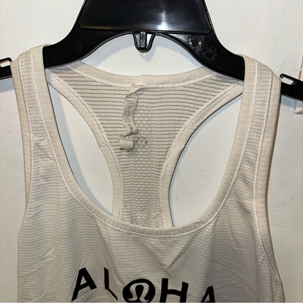 Lululemon Aloha Hawaii Bundle of Cropped Tank Top and Short Sleeve Women 8 / 10 - Picture 9 of 11